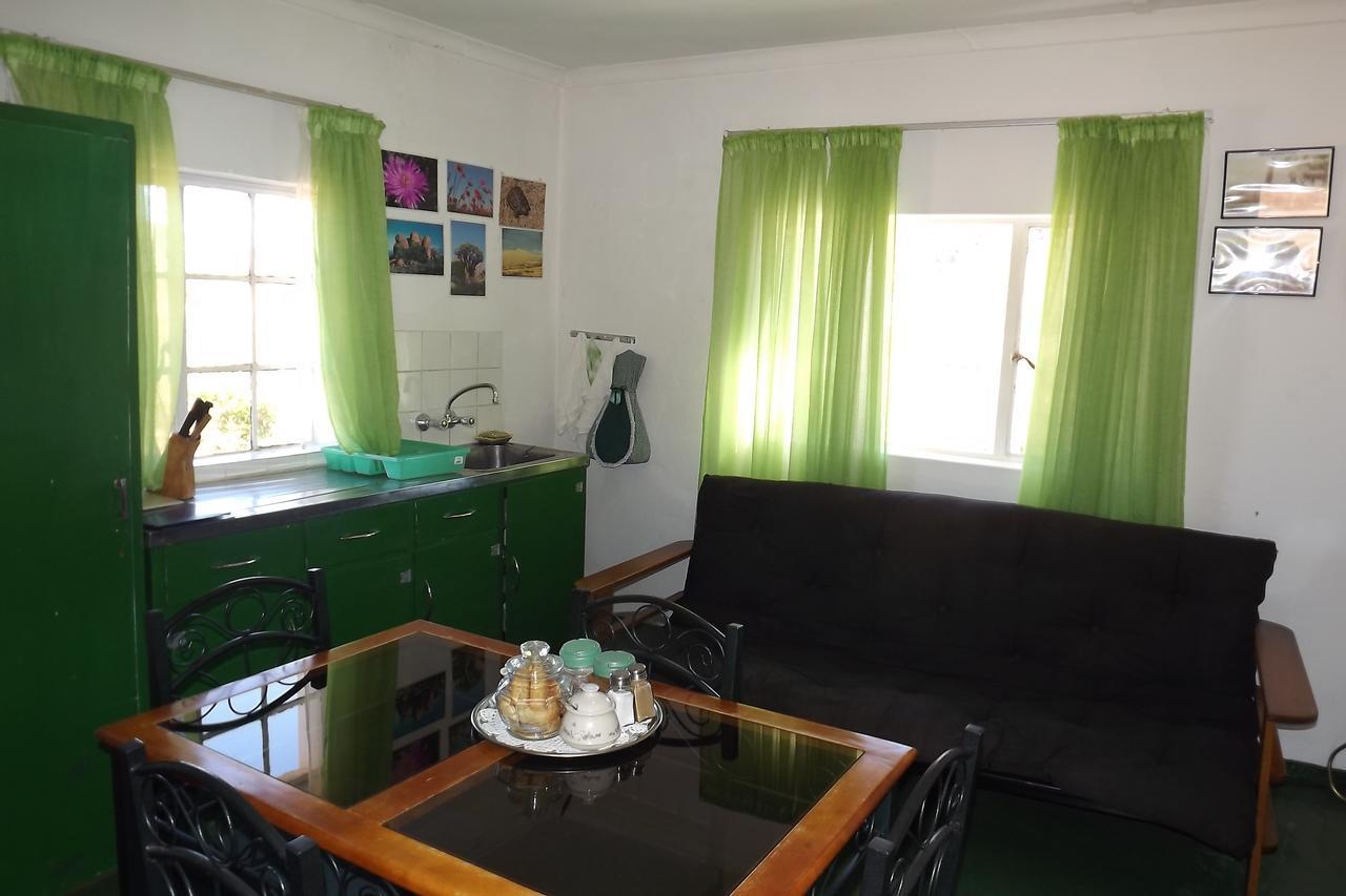 Verbe Farm Accommodation Kamieskroon Extérieur photo